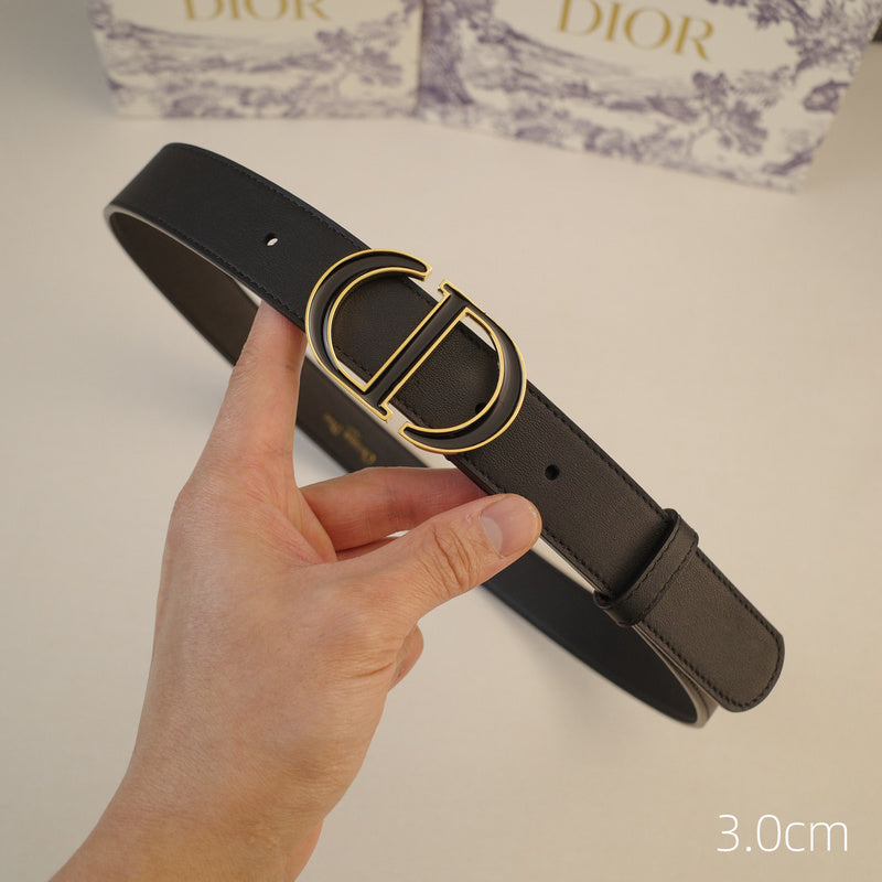 Dior-CD logo-Montaigne-vinyl gold