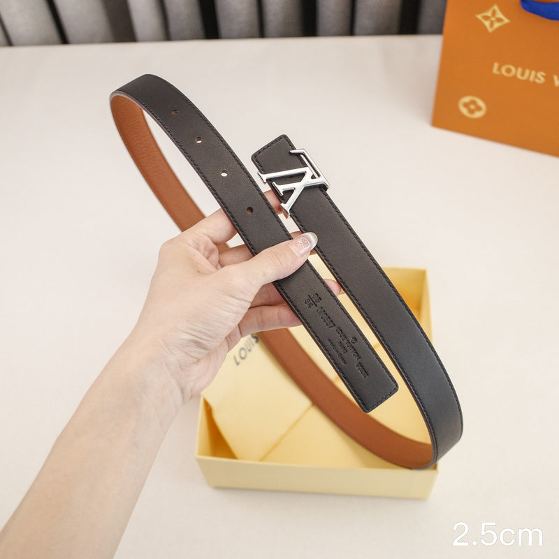 LV - Louis Vuitton -2.5cm letter silver hook - pebble grain 2511L