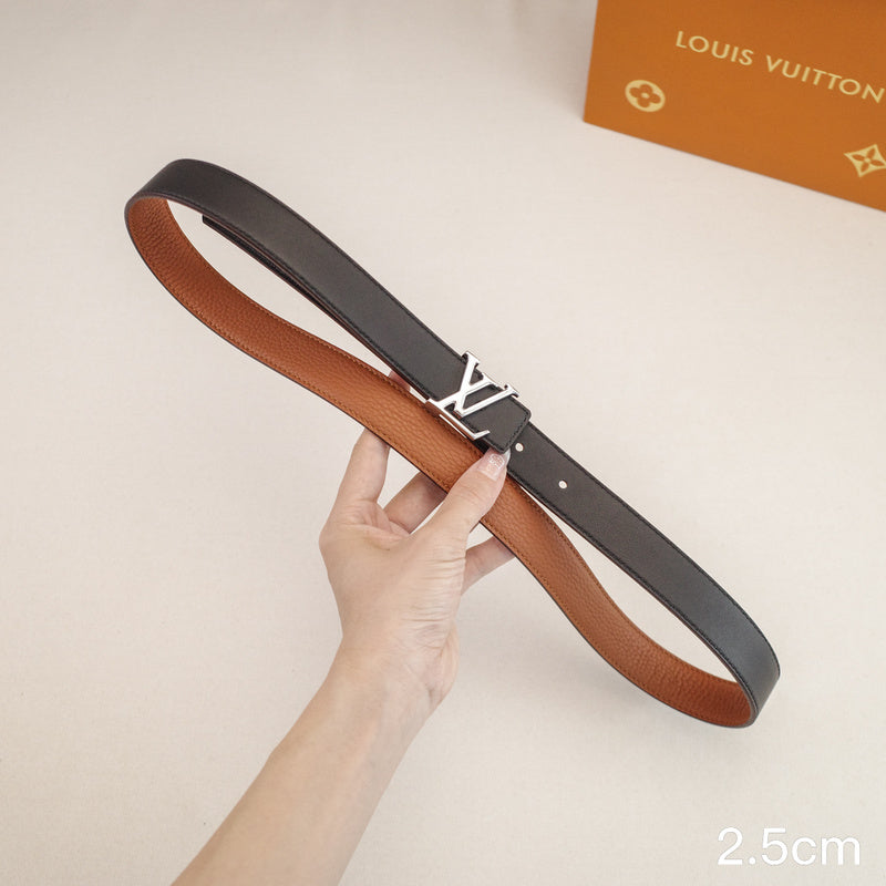 LV - Louis Vuitton -2.5cm letter silver hook - pebble grain 2511L