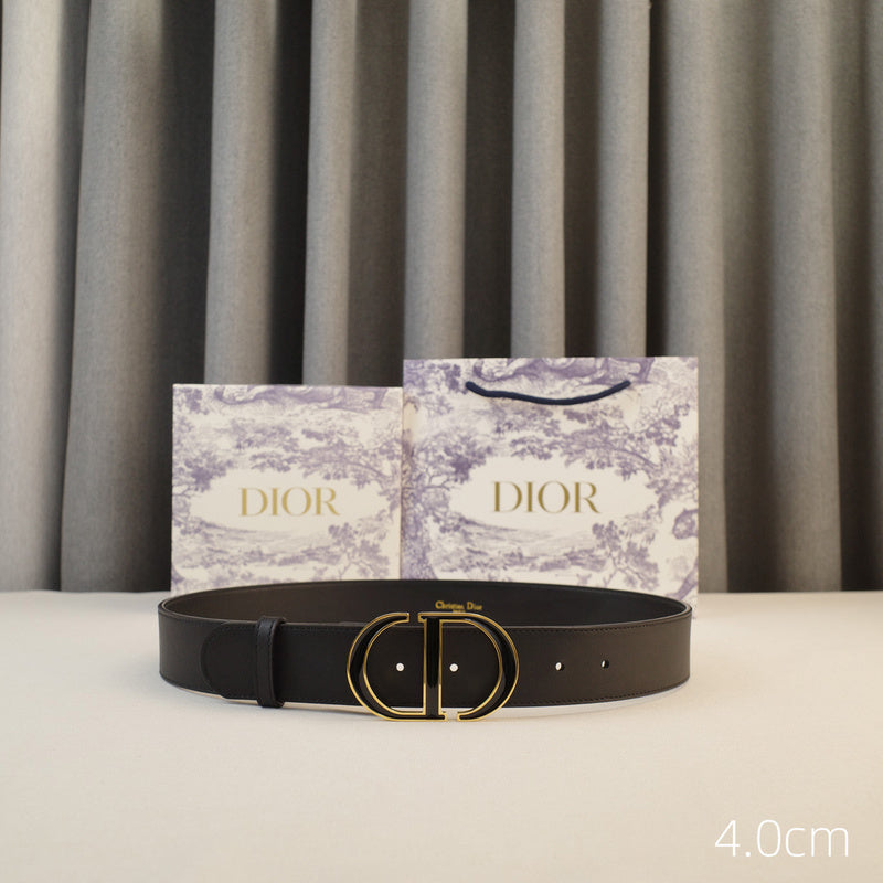 Dior-CD logo-Montaigne-vinyl gold