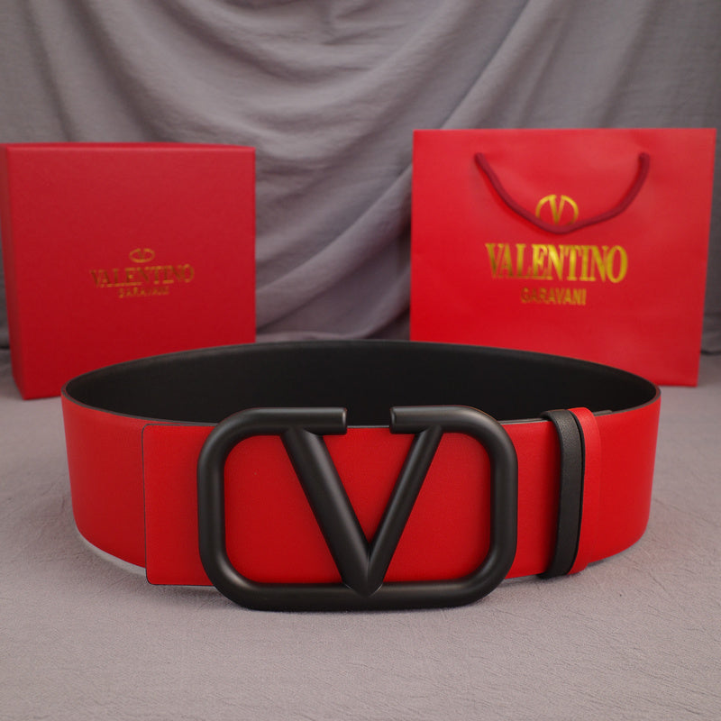 Valentino - Big V button - 7.0cm black belt buckle