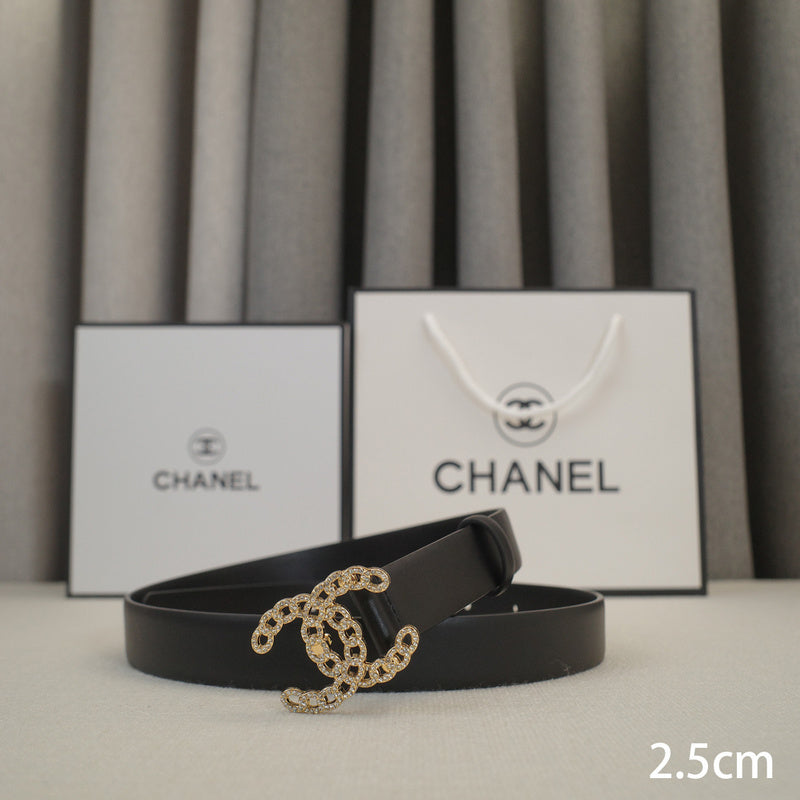Chanel-2.5cm hollowed-out small drill fragrance