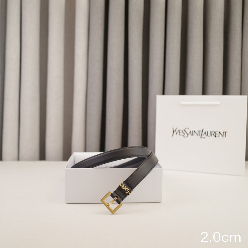 Saint Laurent -Black calves side