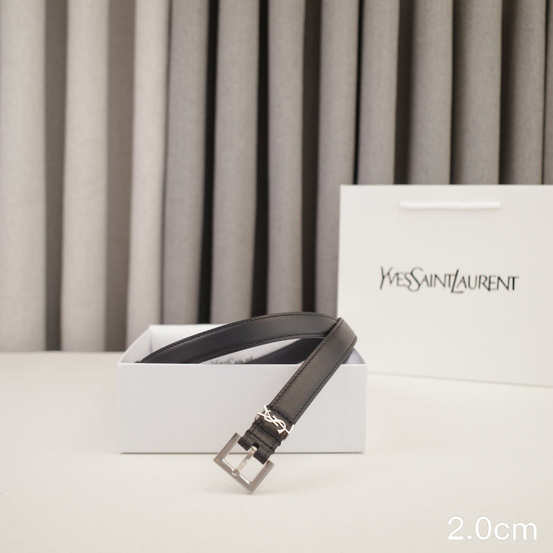 Saint Laurent -Black calves side