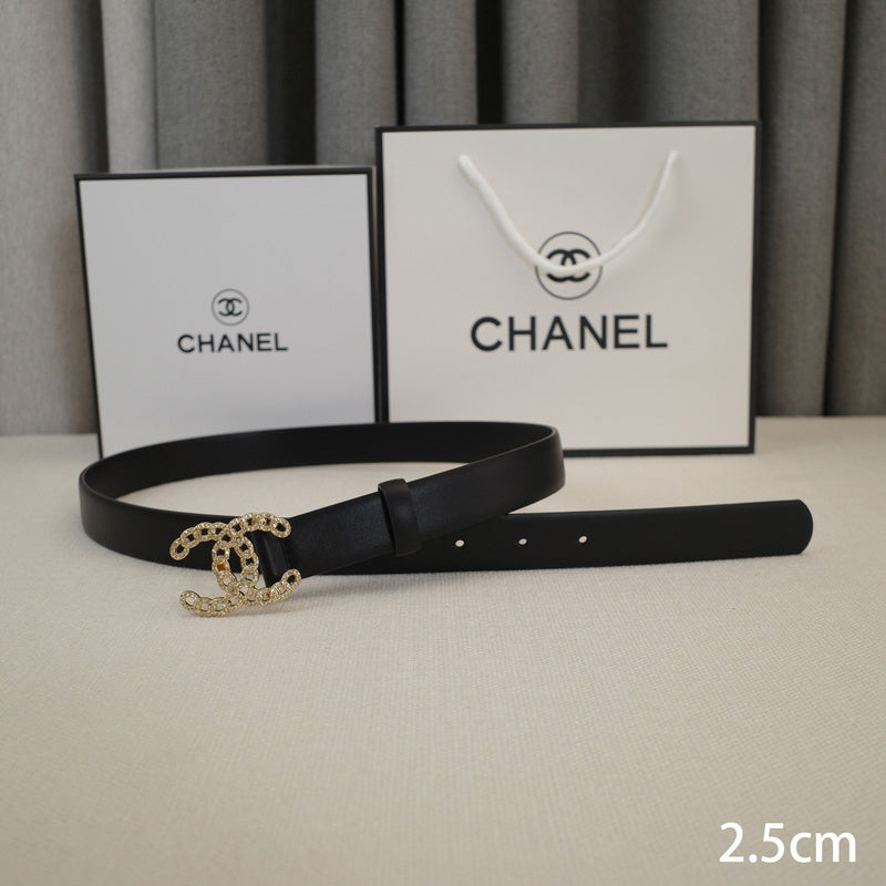 Chanel-2.5cm hollowed-out small drill fragrance