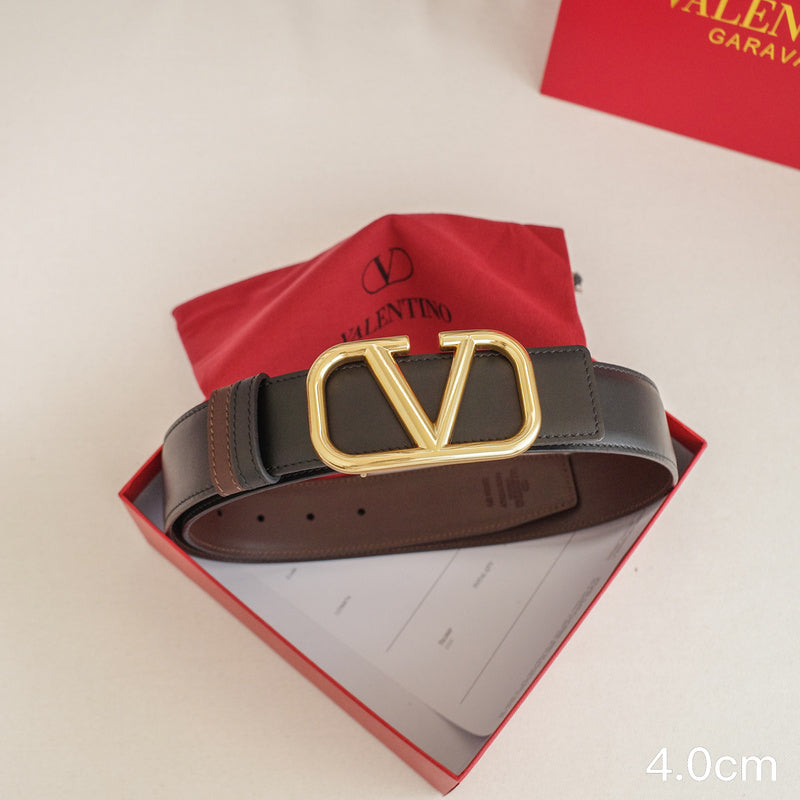 Valentino - Big V button - plain weave