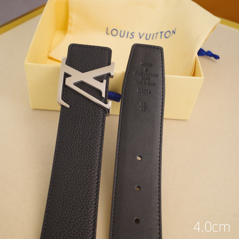 LV - Louis Vuitton silver button