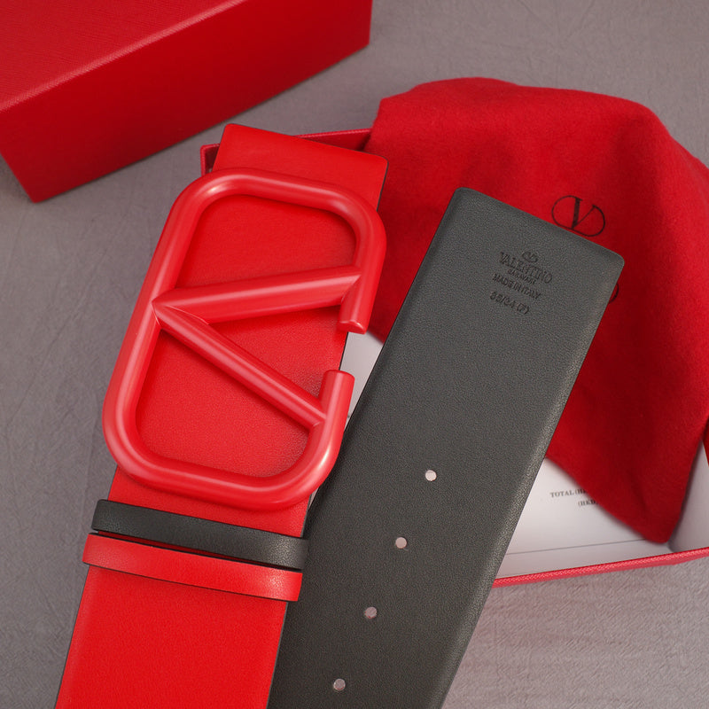 Valentino - Big V button - 7.0cm red belt buckle