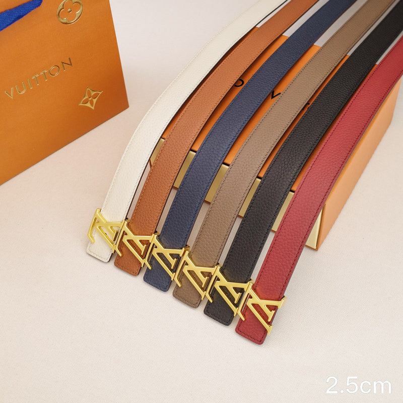 LV - Louis Vuitton -2.5cm letter gold hook - pebble grain 2511L