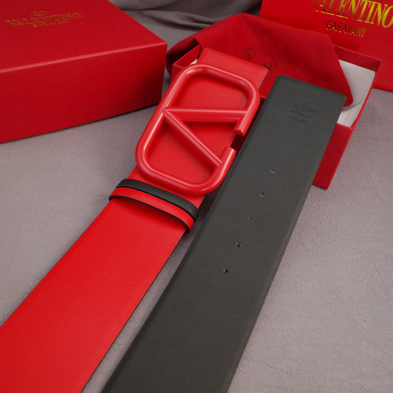 Valentino - Big V button - 7.0cm red belt buckle