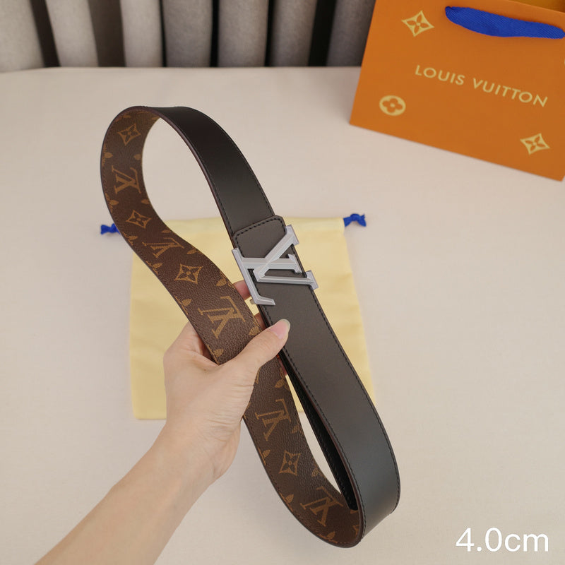 LV - Louis Vuitton gray button