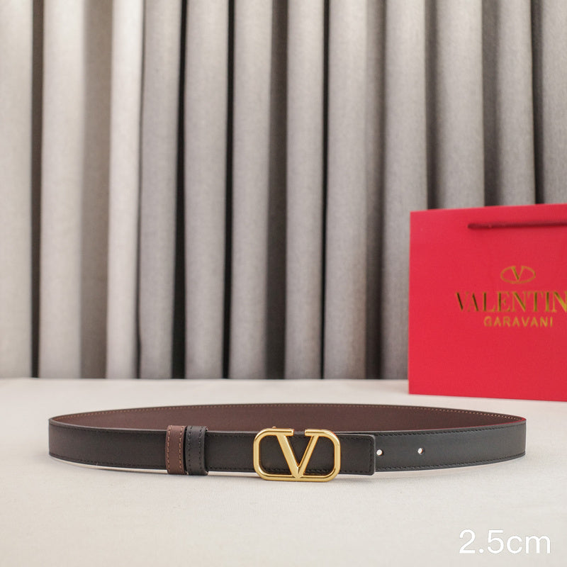 Valentino - Big V button - plain weave