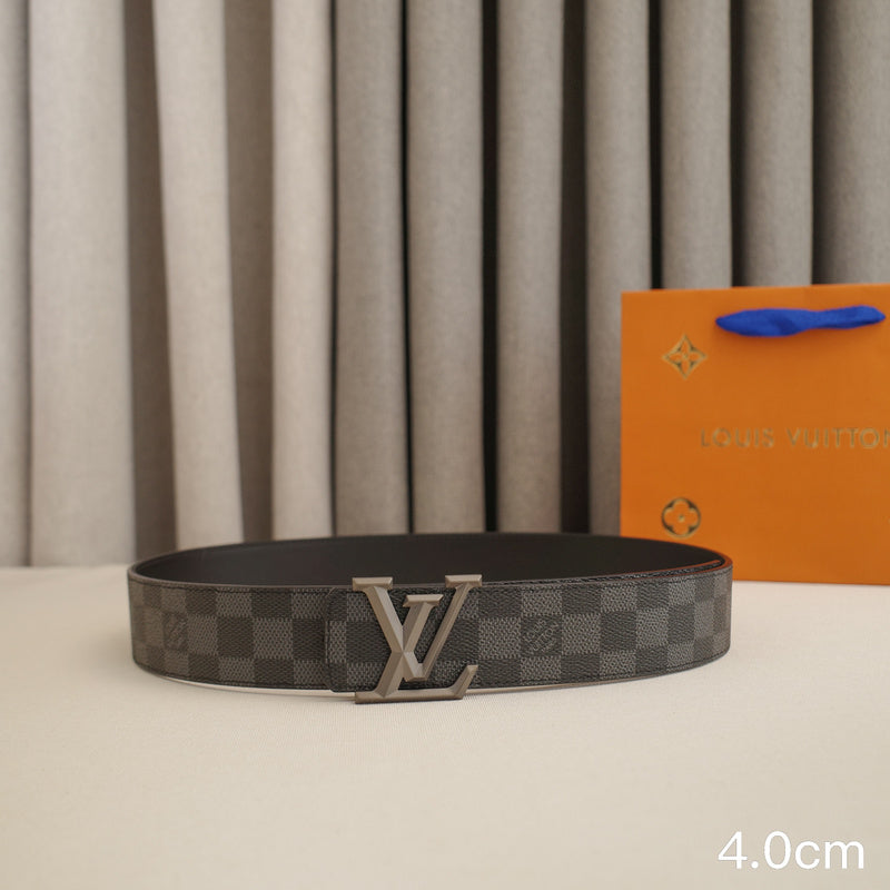 LV - Louis Vuitton black button 4005L