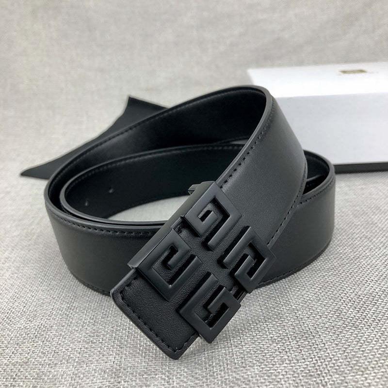 Givenchy - ZSB5706gi black leather