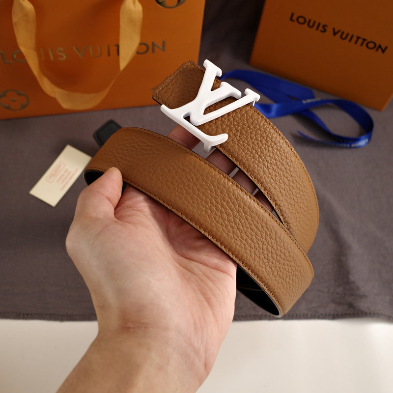LV - Louis Vuitton ZSB3801
