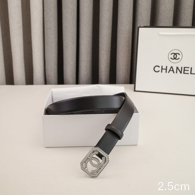 Chanel-2.5cm square diamond fragrance 2519ch