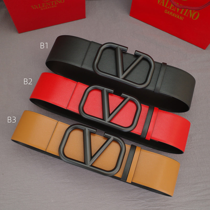Valentino - Big V button - 7.0cm black belt buckle
