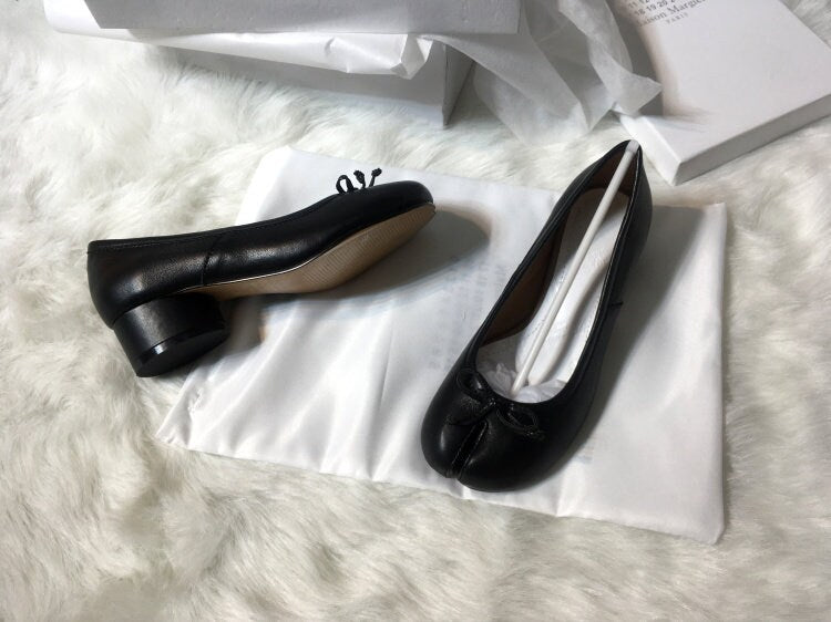 Handmade Women Black 3.5cm Heel Leather Tabi Shoes,Split Toe shoes,Women's Leather Heel Shoes, Personal Women's Black Slip Ons